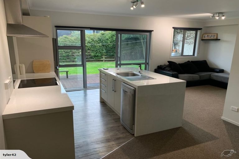 Photo of property in 12 Carver Place, Lynmouth, New Plymouth, 4310