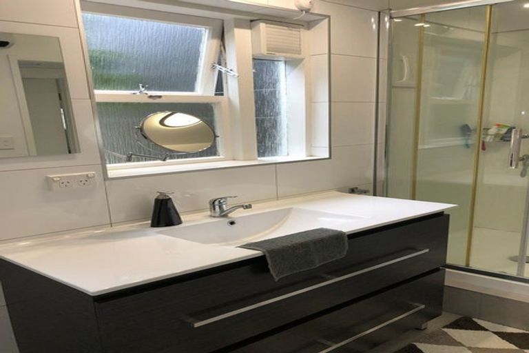 Photo of property in 120a Pah Road, Cockle Bay, Auckland, 2014