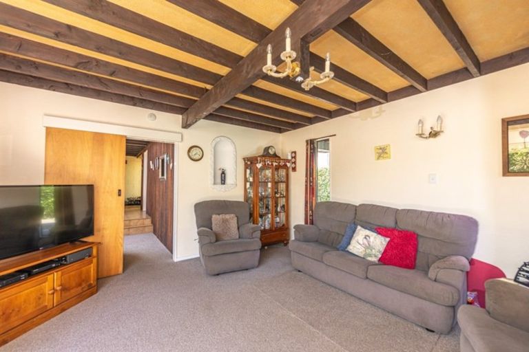 Photo of property in 67 Parkes Avenue, Saint Johns Hill, Whanganui, 4501