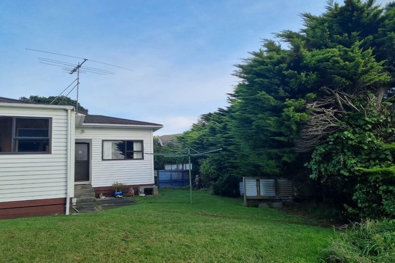 Photo of property in 15 Pukerua Beach Road, Pukerua Bay, 5026