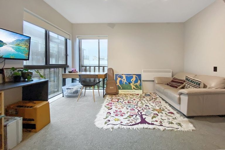 Photo of property in Vedado Apartments, 301/41 Hopper Street, Mount Cook, Wellington, 6011