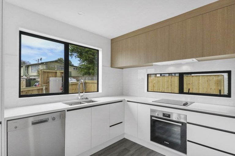 Photo of property in 1c Malvina Place, Bucklands Beach, Auckland, 2014