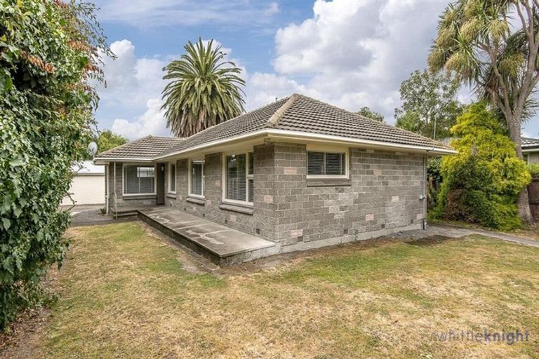 Photo of property in 17 Reading Street, Upper Riccarton, Christchurch, 8041