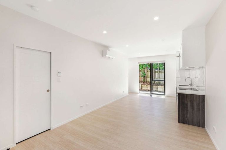 Photo of property in 205b Gills Road, Half Moon Bay, Auckland, 2014