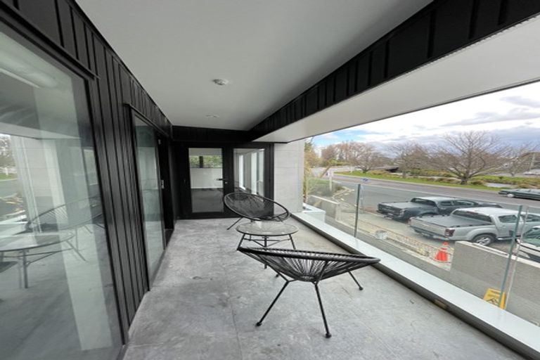 Photo of property in 2/314 Oxford Terrace, Christchurch Central, Christchurch, 8011