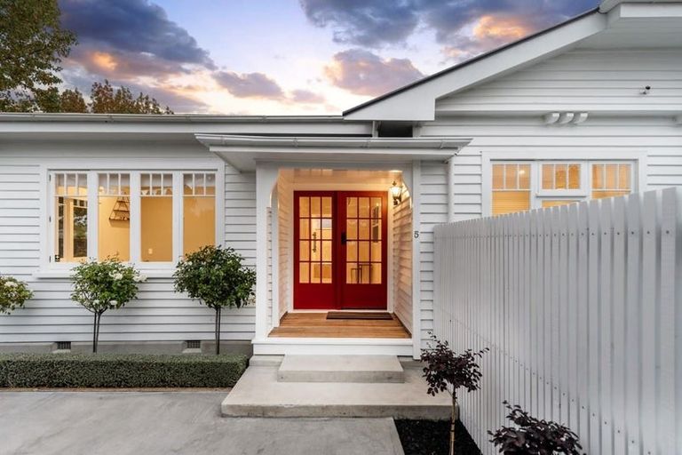 Photo of property in 5 Mary Street, Papanui, Christchurch, 8053