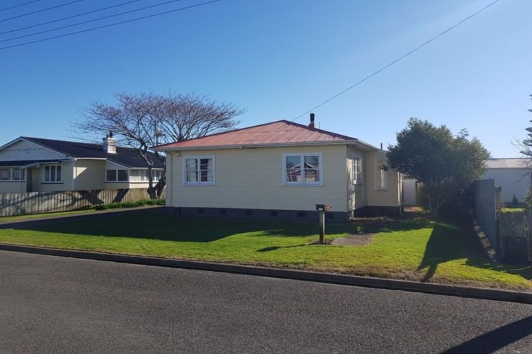 Photo of property in 71 Lucknow Street, Wairoa, 4108