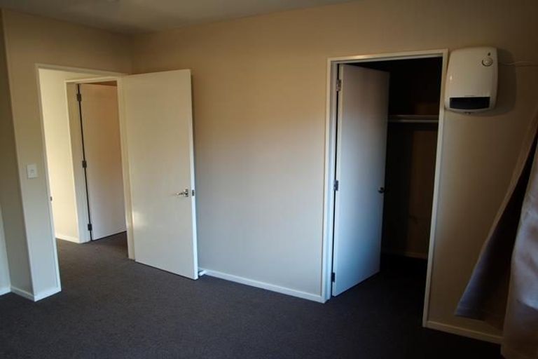 Photo of property in 18d Defoe Place, Waltham, Christchurch, 8023