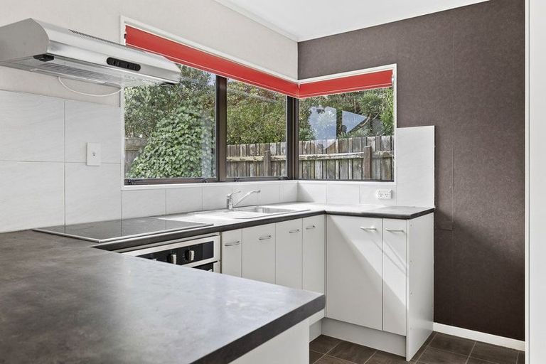 Photo of property in 33b Branch Road, Highlands Park, New Plymouth, 4312