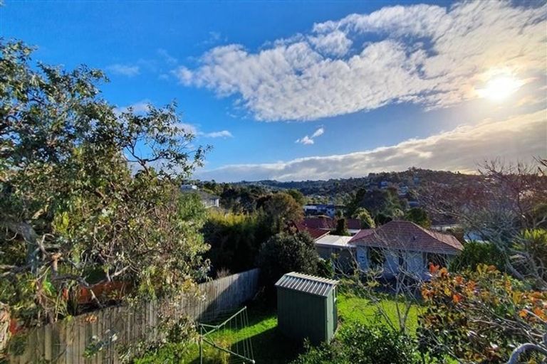 Photo of property in 13 Tainui Street, Torbay, Auckland, 0630