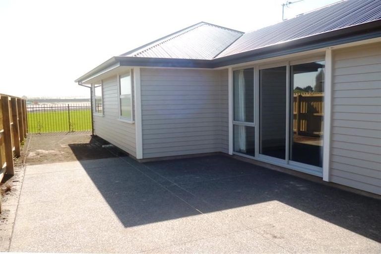 Photo of property in 17 Blaenavon Lane, Halswell, Christchurch, 8025