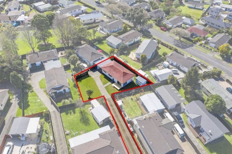 Photo of property in 1/14 Catkin Crescent, Papatoetoe, Auckland, 2025