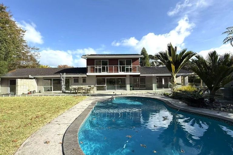 Photo of property in 26 Kingfisher Grove, Greenhithe, Auckland, 0632