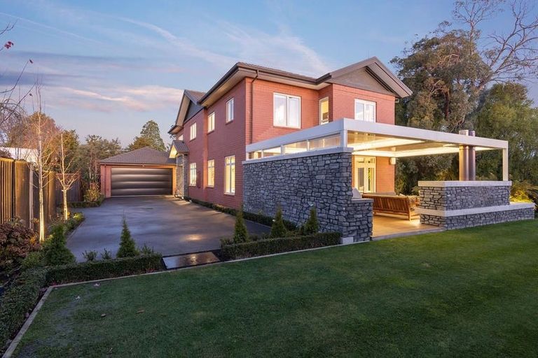 Photo of property in 17a Hamilton Avenue, Ilam, Christchurch, 8041