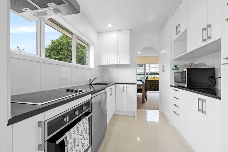 Photo of property in 1/17 Markham Place, Bucklands Beach, Auckland, 2012