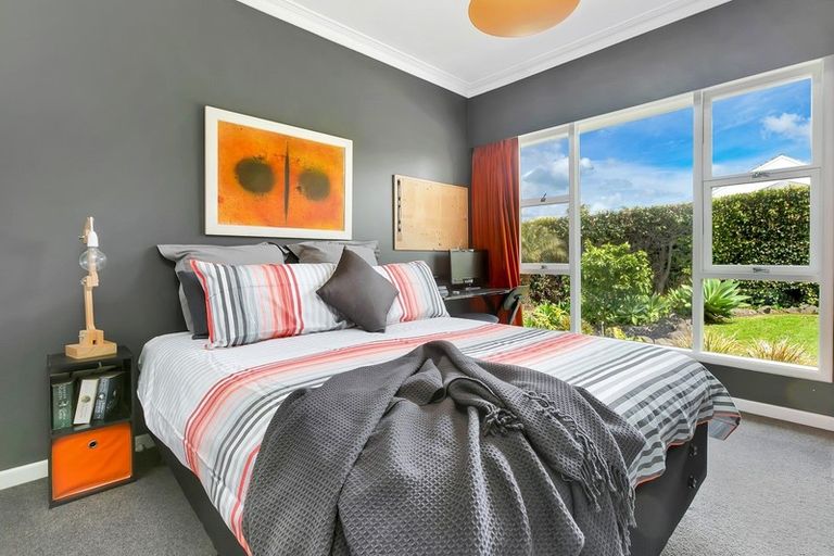 Photo of property in 103 Moa Road, Point Chevalier, Auckland, 1022