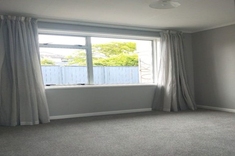 Photo of property in 2/1 Charles Street, Westshore, Napier, 4110