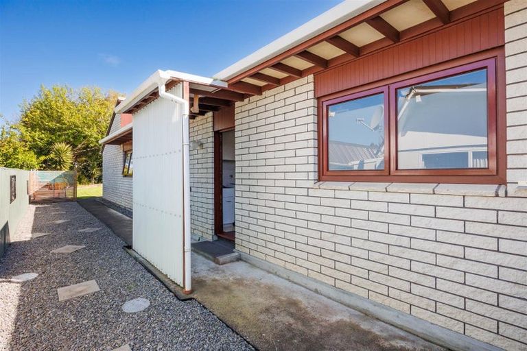 Photo of property in 12b Oxford Street, Marton, 4710