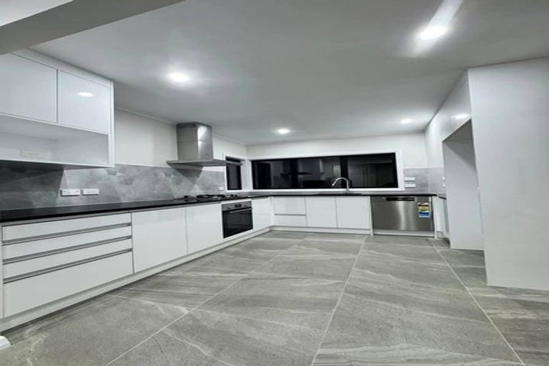 Photo of property in 78 Mcrobbie Road, Kingseat, Papakura, 2580