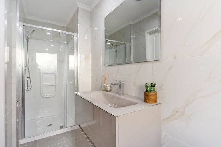 Photo of property in 3/8 Saints Court, Manurewa, Auckland, 2102