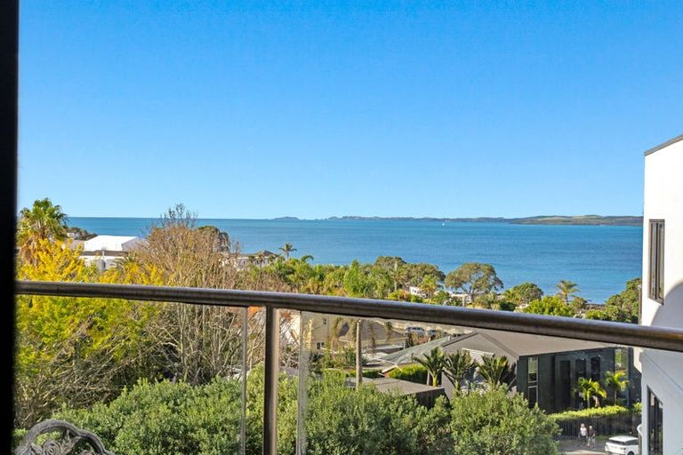 Photo of property in 4e/175 Hurstmere Road, Takapuna, Auckland, 0622