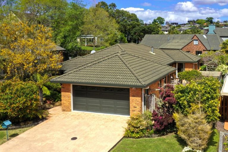 Photo of property in 8 Semillon Avenue, Henderson, Auckland, 0612