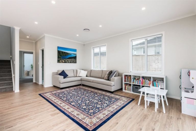 Photo of property in 123a Wharf Road, Te Atatu Peninsula, Auckland, 0610