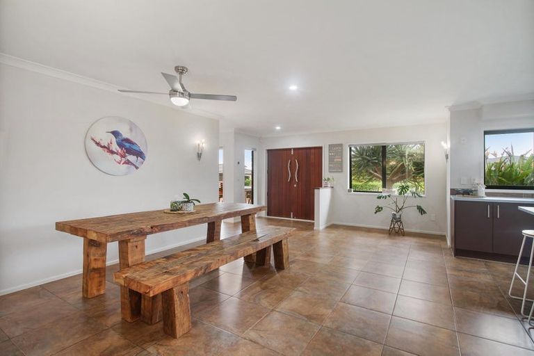 Photo of property in 5 Goble Road, Clarks Beach, Pukekohe, 2679