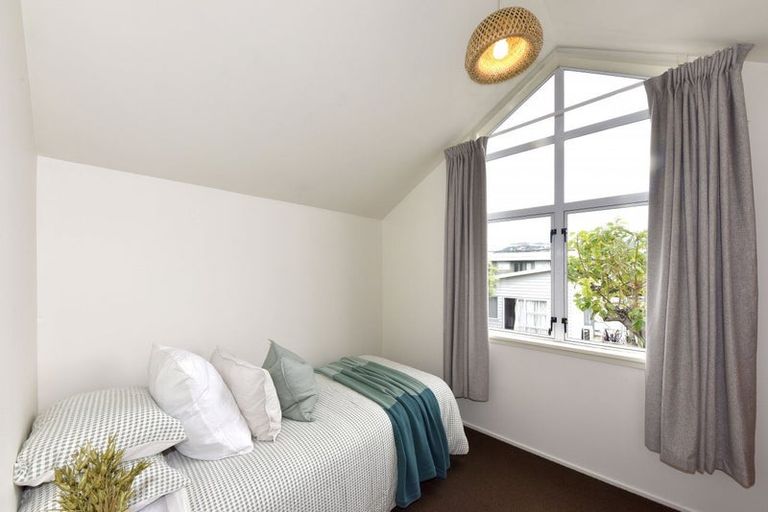 Photo of property in 3/115 Waltham Road, Sydenham, Christchurch, 8023