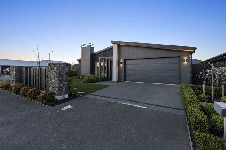 Photo of property in 1 Blue Jacket Drive, Halswell, Christchurch, 8025