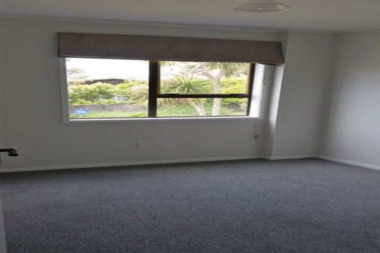 Photo of property in 2 Jasons Place, Churton Park, Wellington, 6037