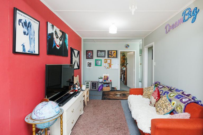 Photo of property in 19 Epsom Road, Hokowhitu, Palmerston North, 4410