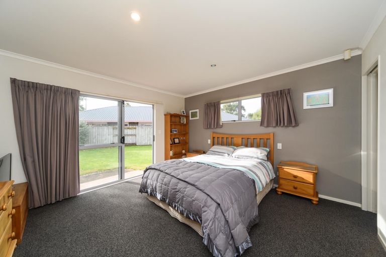 Photo of property in 97 Amberley Avenue, Highbury, Palmerston North, 4412