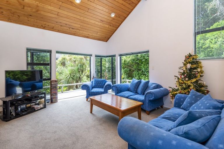 Photo of property in 7 Sheffield Place, Botany Downs, Auckland, 2010