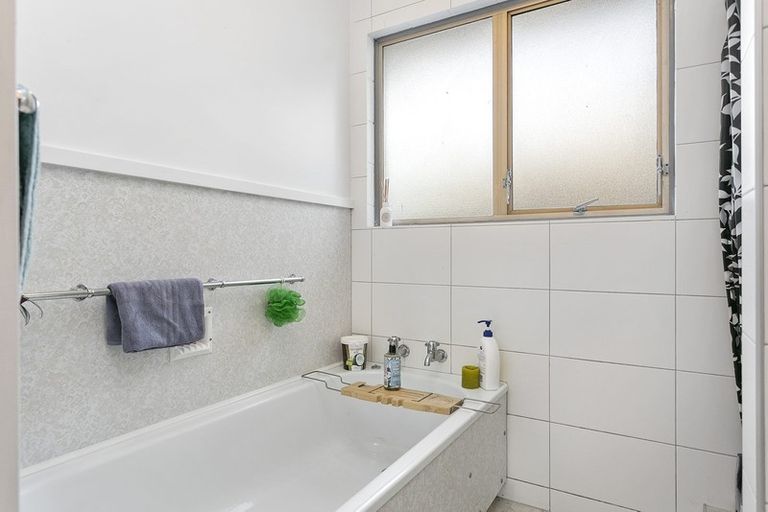 Photo of property in 80 Princes Street, Cambridge, 3434