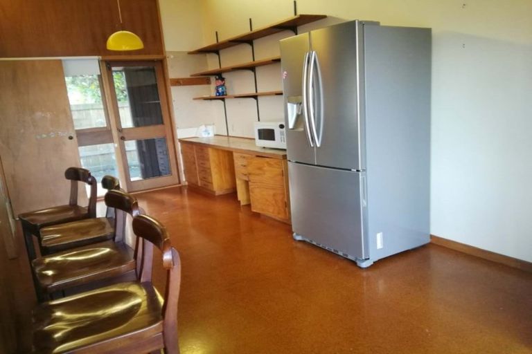 Photo of property in 13 Churchill Road, Murrays Bay, Auckland, 0630