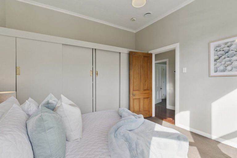 Photo of property in 19 Wilton Road, Wadestown, Wellington, 6012