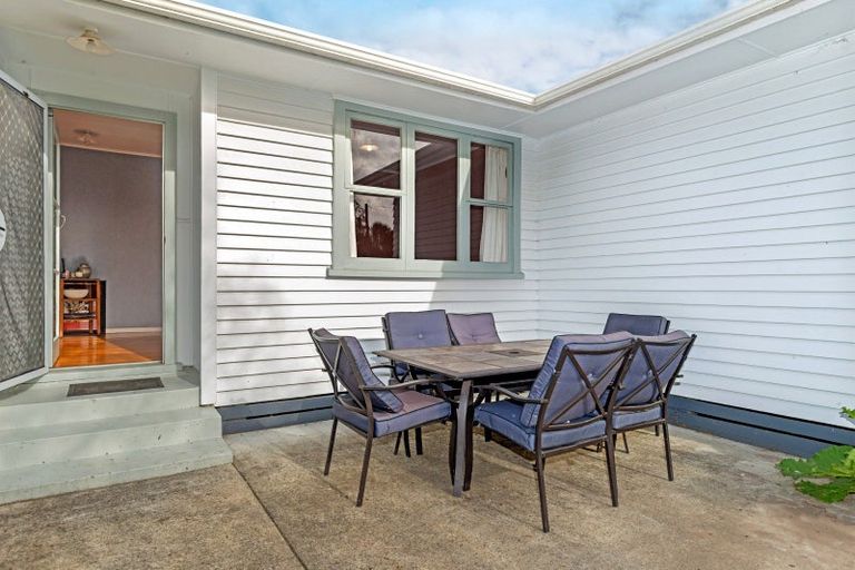Photo of property in 1 Redmond Street, Elgin, Gisborne, 4010