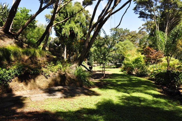 Photo of property in 29a Wicklam Lane, Greenhithe, Auckland, 0632