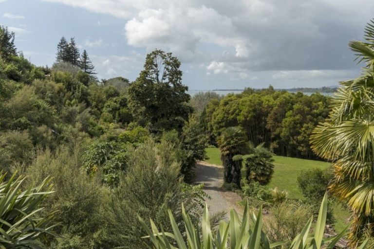Photo of property in 71 Margaret Drive, Omokoroa, 3114