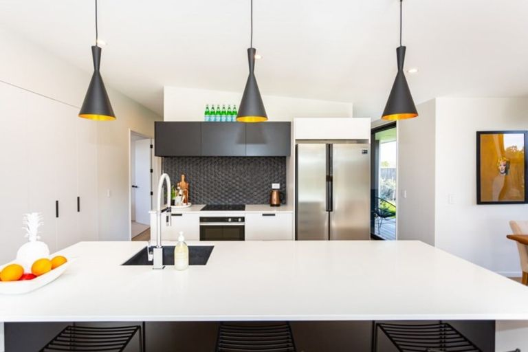 Photo of property in 37 Roys Street, Marshland, Christchurch, 8083