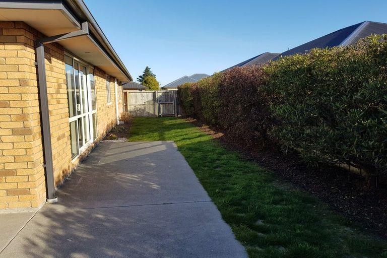 Photo of property in 8 Manuka Street, Pegasus, 7612