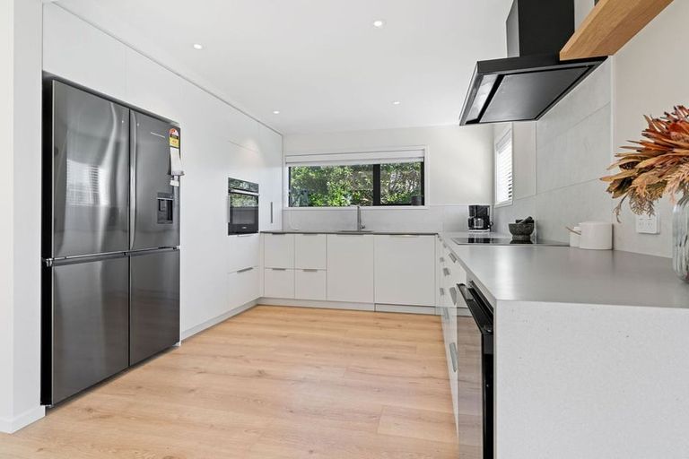 Photo of property in 14a Assisi Street, Mount Pleasant, Christchurch, 8081