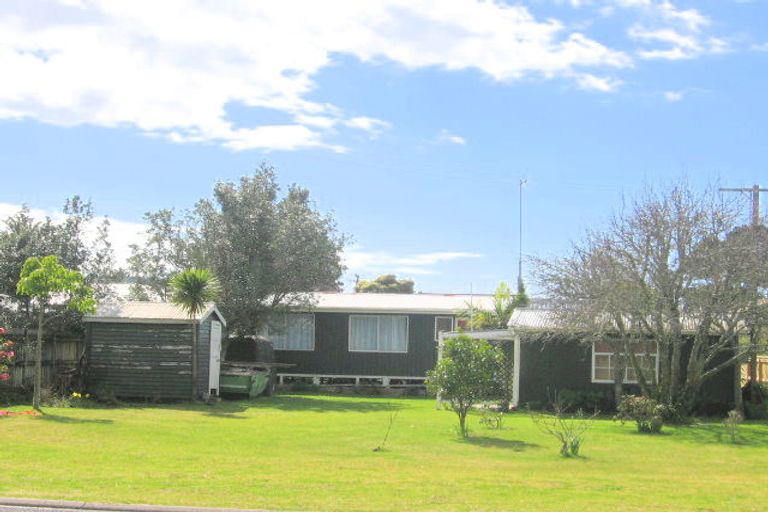 Photo of property in 602 Ocean Road, Whangamata, 3620