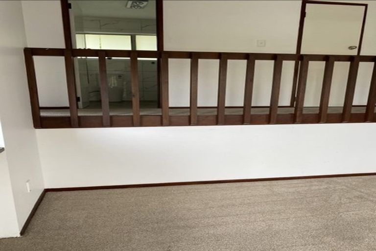 Photo of property in 11 Beaudine Avenue, Glenfield, Auckland, 0629