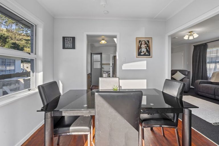 Photo of property in 97 South Road, Blagdon, New Plymouth, 4310