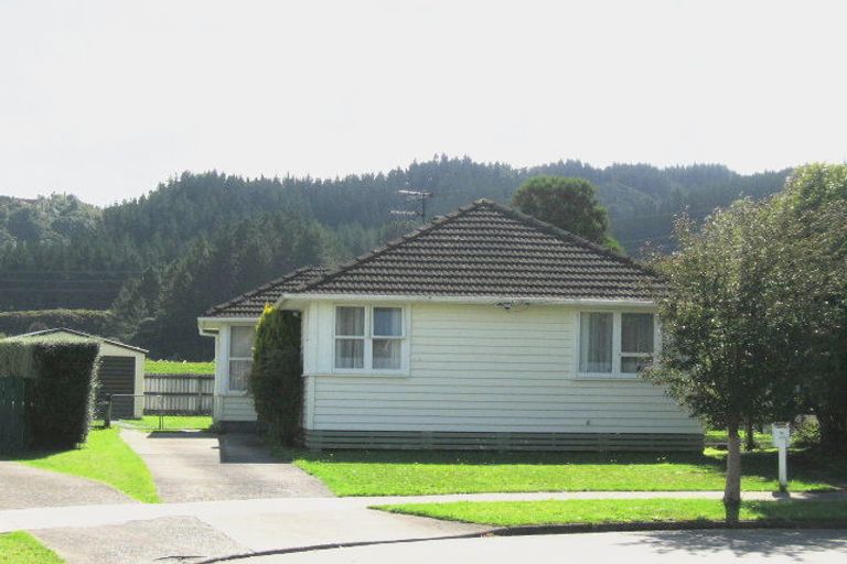 Photo of property in 15 Kea Grove, Elderslea, Upper Hutt, 5018