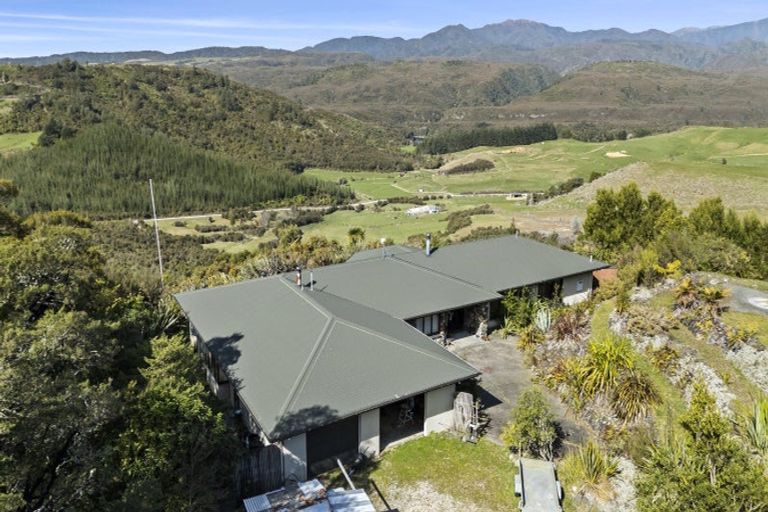 Photo of property in Song Of The Tui, 270 Mackay Pass Road, Rockville, Collingwood, 7073