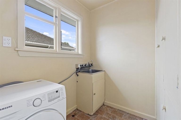 Photo of property in 68 Racecourse Road, Sockburn, Christchurch, 8042