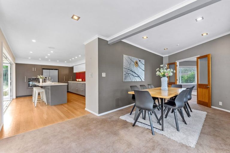 Photo of property in 2/101 Churchill Road, Murrays Bay, Auckland, 0630